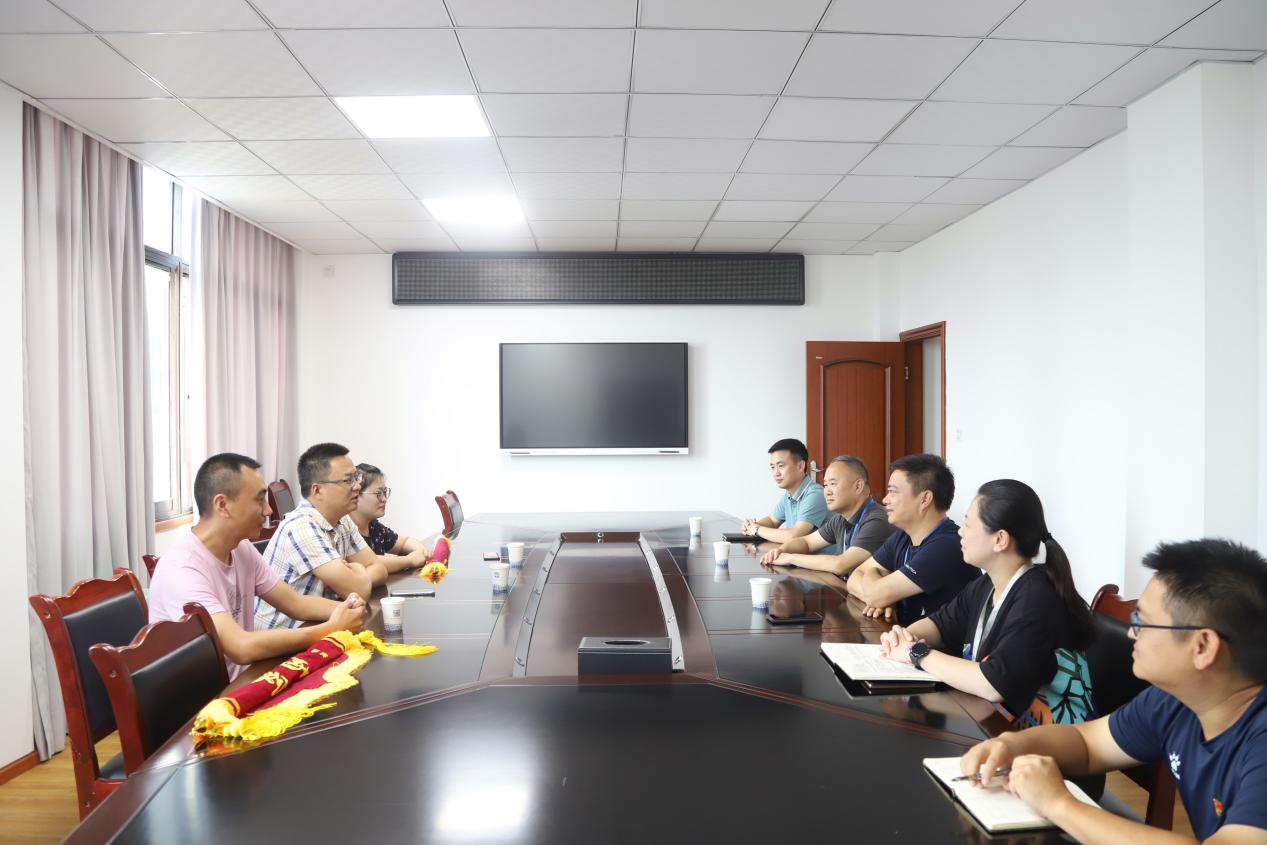 臨港自來水公司快速高效解決沙坪街道用水問題獲錦旗贊譽(yù)